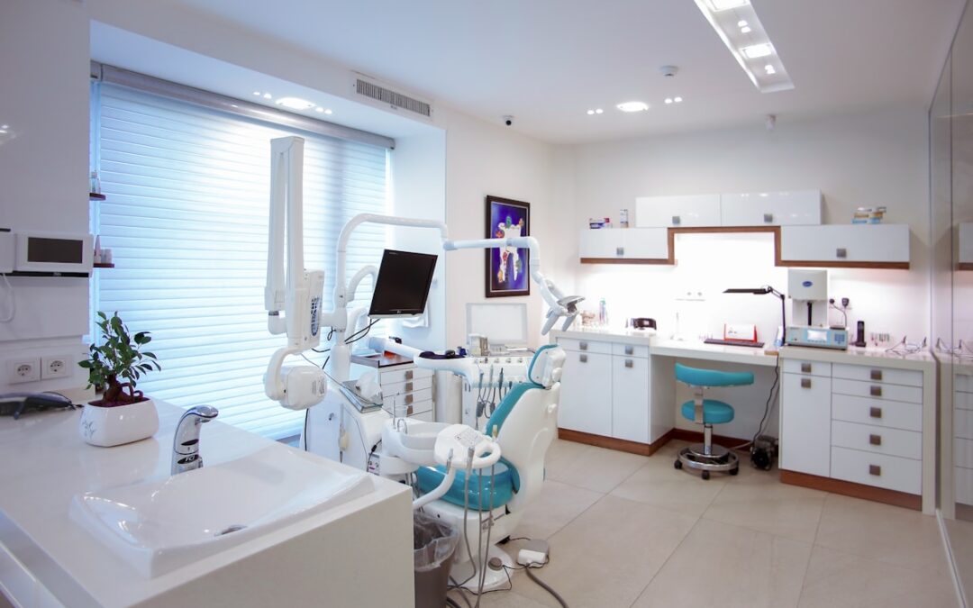 Úklid zubní ordinace – co vyžaduje hygiena a jak to řešit